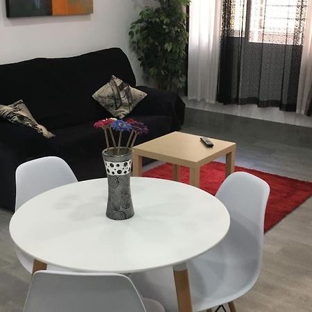 Apartamento A, A 3 Minutos De La Estacion Central De Bus Y Tren Malaga Bagian luar foto